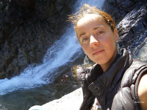 XXX Busty Wanderlust Babe Exposed: Explicit Traveler Amateur Photo