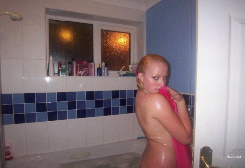 Explicit Amateur Blonde Nude with Small Tits - Uncensored XXX Photo