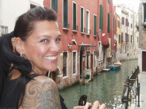 Wild Amateur Sex Tape: Hairy Pussy Pounded Hard and Raw