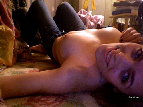 Intense Close-Up Solo Orgasm: Amateur Girl Masturbates Pussy Explicitly