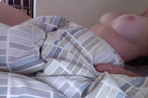 Explicit Naked Girl Amateur Photoshoot: Provocative Poses & Explicit Positions