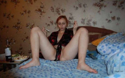 Amateur Redhead GF's Explicit Nude Pics - Erotic Naked Photos