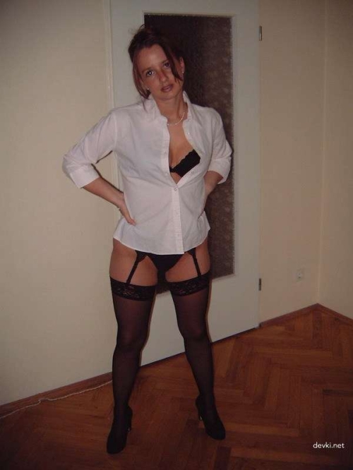 Amateur Girl Strips Down: Explicit Homemade Photo Shoot