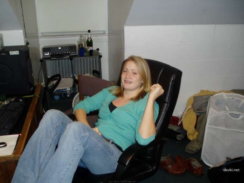 Raw College Sex Pics: Uncensored Student Amateur Porn Archive