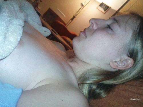 Explicit Blonde Nude Amateur Collection: Private Photos