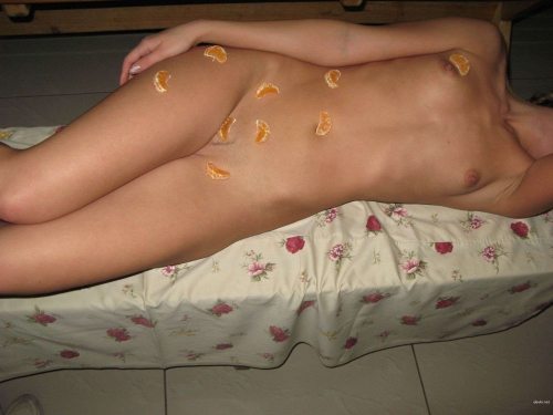Amateur Candy Pussy Insertion - Explicit Homemade Shot