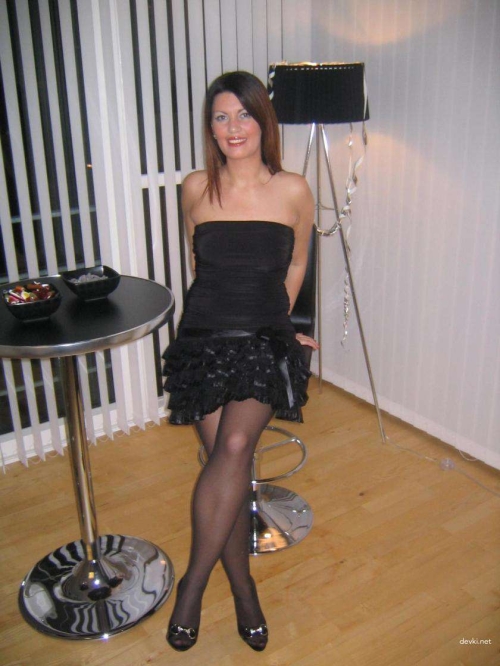 Wild Busty MILF Goes Explicit in Amateur Porn!