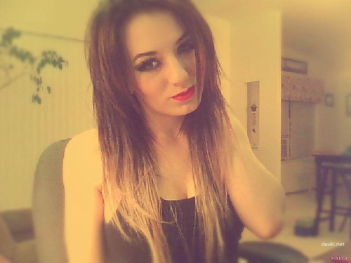 Explicit Nude Beauty: Hot Amateur Girl's Private Naked Photos