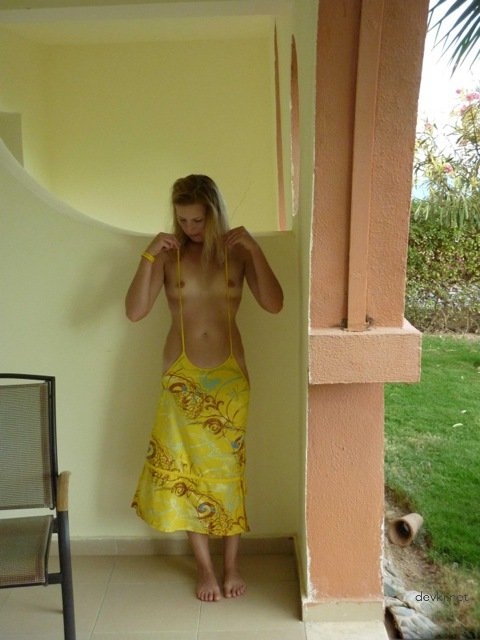 Raw Amateur Wife Intimate Photos - Seductive and Explicit Images