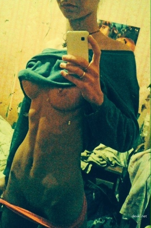 Raw and Uncensored: Explicit Nude Amateur Girls on Social Networks