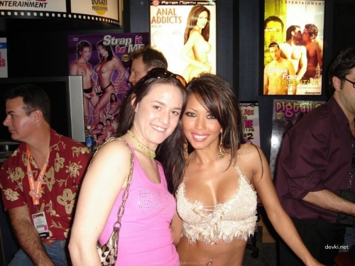Amateur Dancers: Wild XXX Photos of Seductive and Explicit Amateur Porn