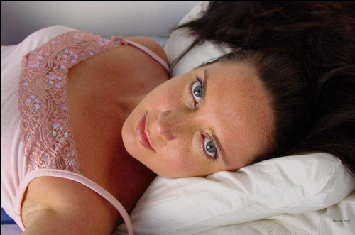 Explicit Nude Selfie: Amateur Beauty Captured in Stunning Detail