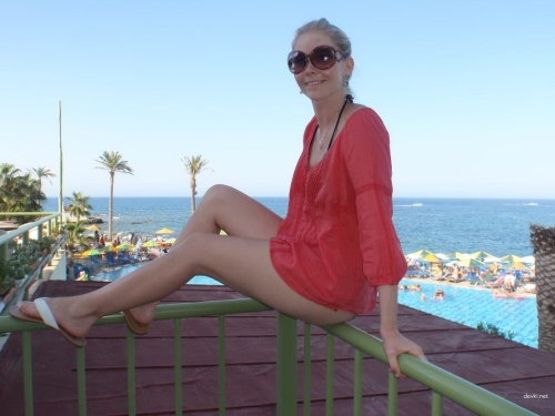 Explicit Nude Blonde Vacation Amateur Photo: Hot and Uncensored