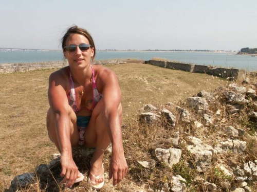 Hot Wife Amateur Hardcore Sex: Wild Fucking with Horny Wife