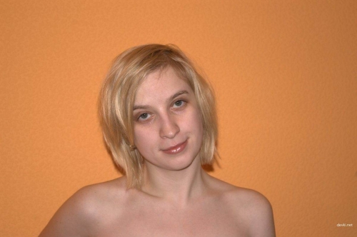 Amateur Babe Teases and Squeezes Her Boobs - Uncensored Pic