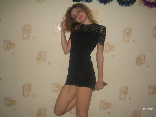 Explicit Revenge Porn: Girl's Betrayal Exposed - Shocking Nude Photos Leaked