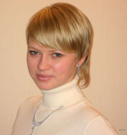 XXX Amateur Babe Bares All: Uncensored Nude Pics for Adults