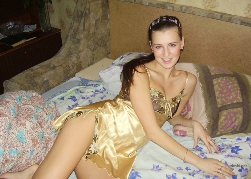 Amateur Wife's Provocative Erotic Photos: Bold Beauty in Explicit English