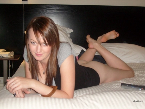 Sultry amateur babe gets wet and wild in steamy bathroom fuck fest