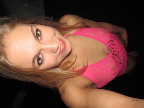 Steamy Amateur Model Lingerie Photoshoot - Seductive Girl in Hot Underwear
