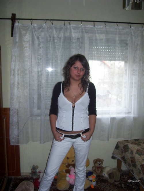 Intoxicated Sister Gets Roughly Fucked: Amateur Porn Pic
