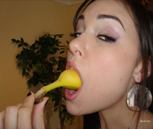Sasha Grey's Uncensored Amateur XXX Pics - Raw Homemade Porn Collection