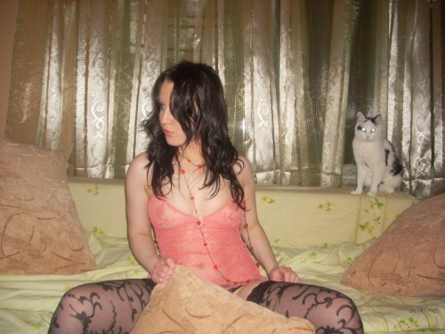 Seductive Young Babe in Fishnet Stockings - Uncensored Amateur XXX Pic