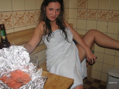Hardcore Bride Gets Drenched and Ravaged - Explicit Amateur Porn Pics