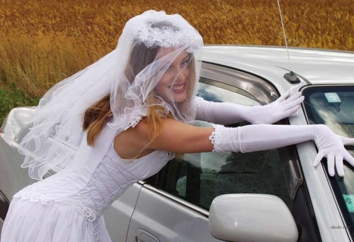 Wild Outdoor Bride: Explicit Amateur Wedding Photoshoot for Bold and Flexible Couples