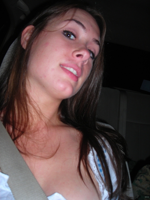 Horny Amateur Babe Cums Hard - Explicit Solo Masturbation Porn Pics