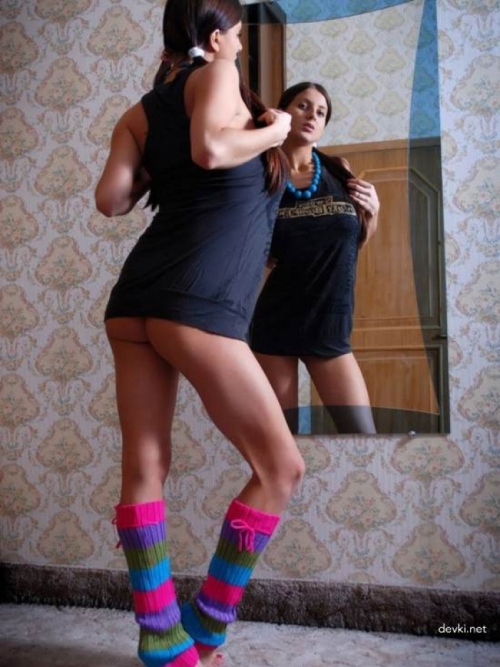 Explicit Brunette with Braids Poses Seductively at Home - Amateur XXX Photo