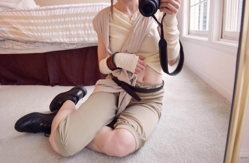 Hot Amateur Girl's Seductive Mirror Selfie - Explicit Home Reflection