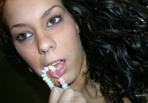 Desperate Amateur Girl Begging for Huge Cock - Explicit Photo!