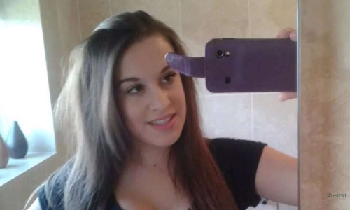 Rough Amateur Fuck: Girl Brutally Impaled on Huge Cock