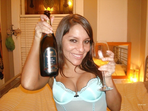 Drunk Girlfriend Gets Roughly Fucked: Real Amateur Sex Pic