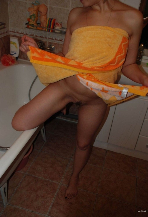 Amateur Bathroom Exposes Explicit Holes - Full Display of All Openings
