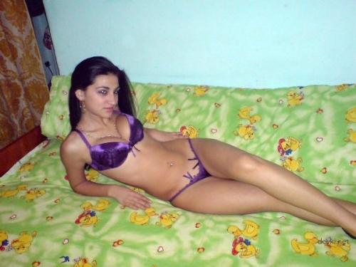 Uncensored Armenian Amateur Nude Photos - Explicit and Raw