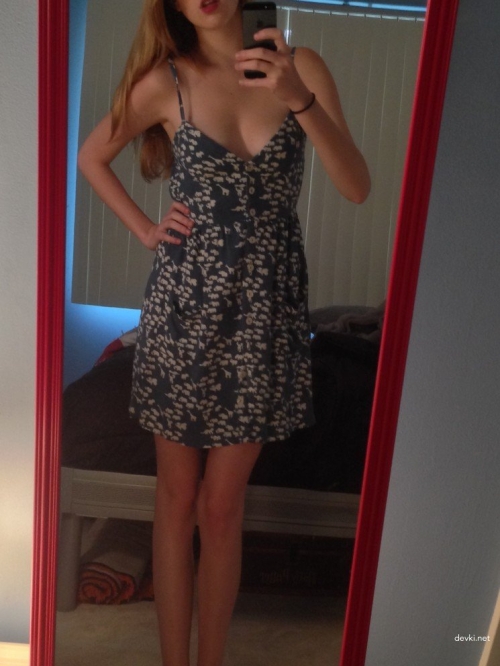 XXX Amateur Erotic Selfies: Explicit Adult Photos for Pleasure