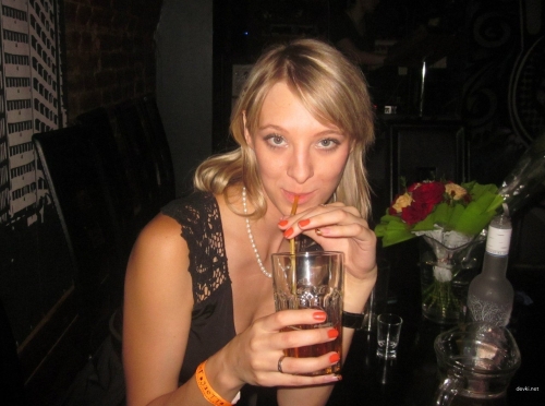 XXX Amateur Teen Close-Ups: Uncensored Young Woman's Intimate Shots