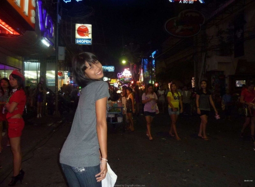 Skinny Mulatto Amateur Stretched in Hardcore Porn Pics