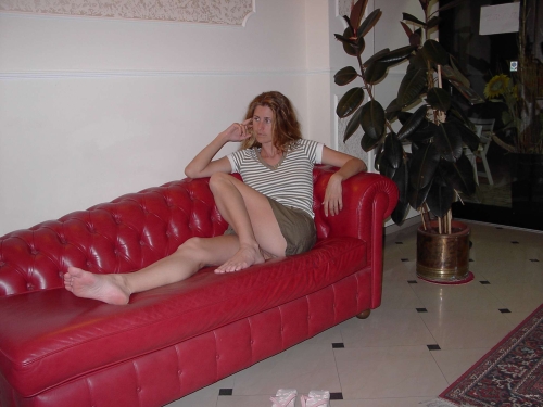 Hot Amateur Wife's Explicit Vacation Nudes: Uncensored Vacation Photos