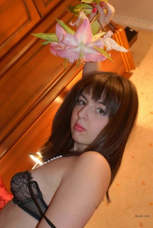 Amateur Mistress Visits for Explicit Fun: Hot Amateur Porn