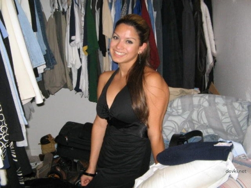XXX Amateur Collection: Busty Babe Exposed in Hot Pics