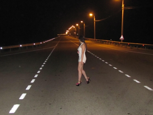 XXX Amateur Girl Pics: Uncensored Shots for Adults - Explicit & Revealing!