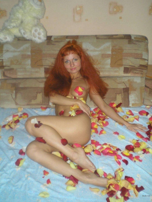 Uncensored Mature Amateur Erotic Seduction: Explicit Private Photos