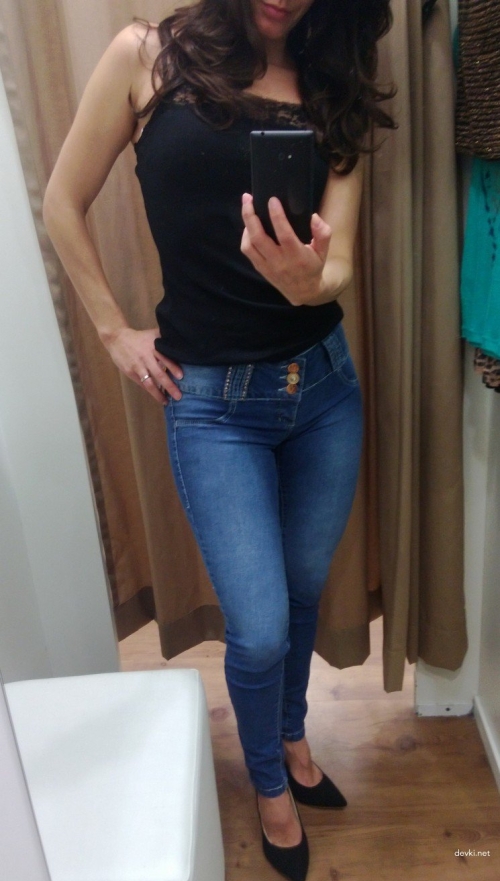 XXX Amateur Fitting Room Photoshoot with Naked Girl: Explicit Session