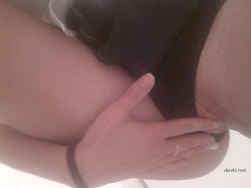 XXX Office Break: Naughty Amateur Photos in English - NSFW Explicit Moment