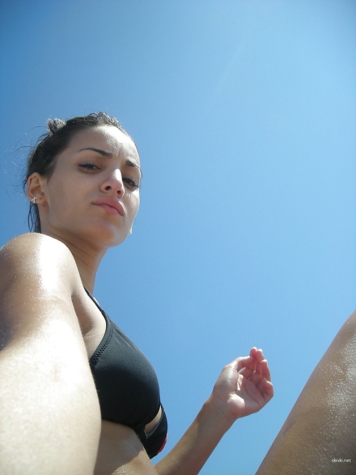 Sizzling Arab Amateur: Sexy Girl's Explicit Private Photos