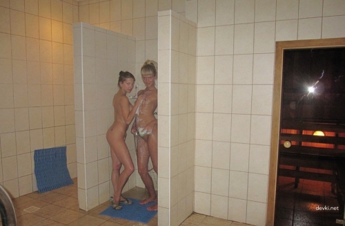 Steamy Amateur Sauna Babes: Explicit Nude Girls Get Naked!