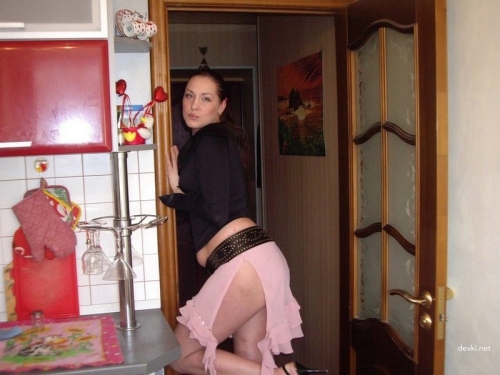 Married Woman's XXX Amateur Pics: Private Explicit Photos for Adults